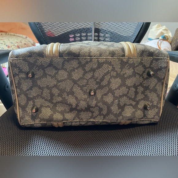 Authentic Vintage Saint Laurent giraffe print hand bag - Picture 3 of 12